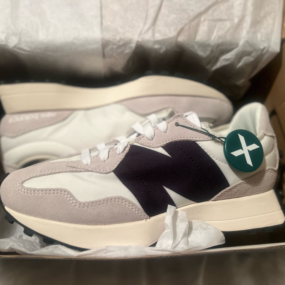 New Balance Men's 327 Shoes